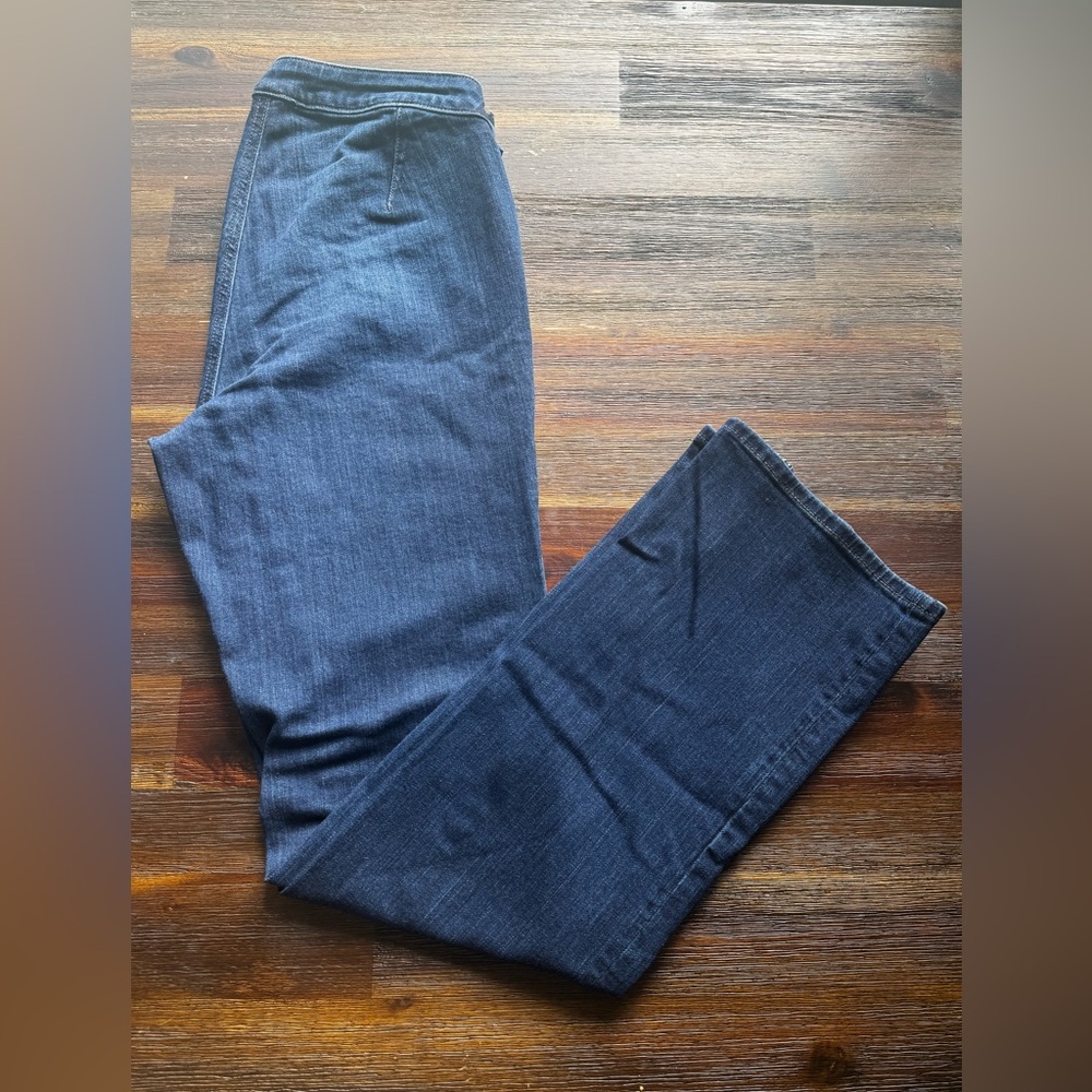 Universal thread maternity jeans